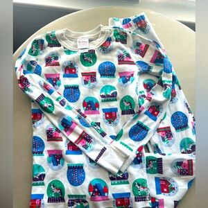 Hanna A holiday PJs GUC size 7